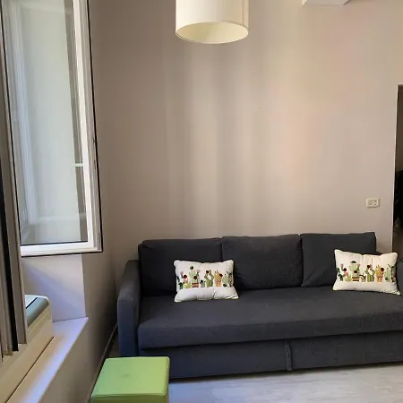 Cavour'S Home-3