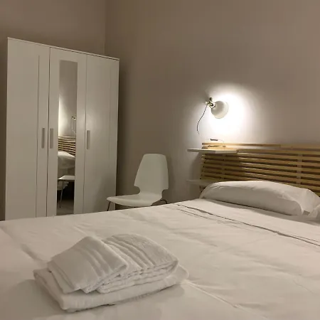 Cavour'S Home-3